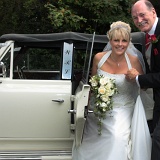 Professional Wedding Photographer in Hampshire and Surrey